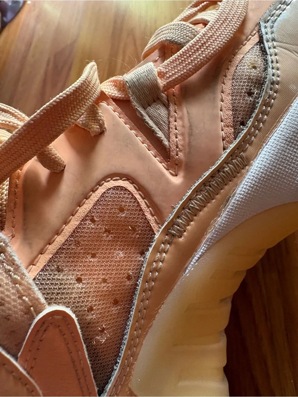 Jordan High-Top Sneakers in Peach/White 7 US